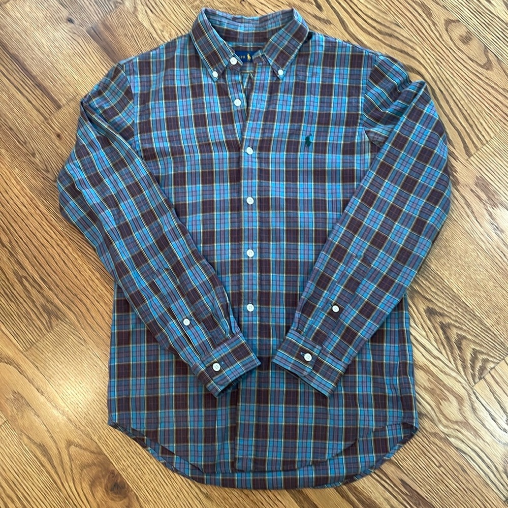 Men’s Ralph Lauren Button Down Shirt. Size Small. Excellent Condition.